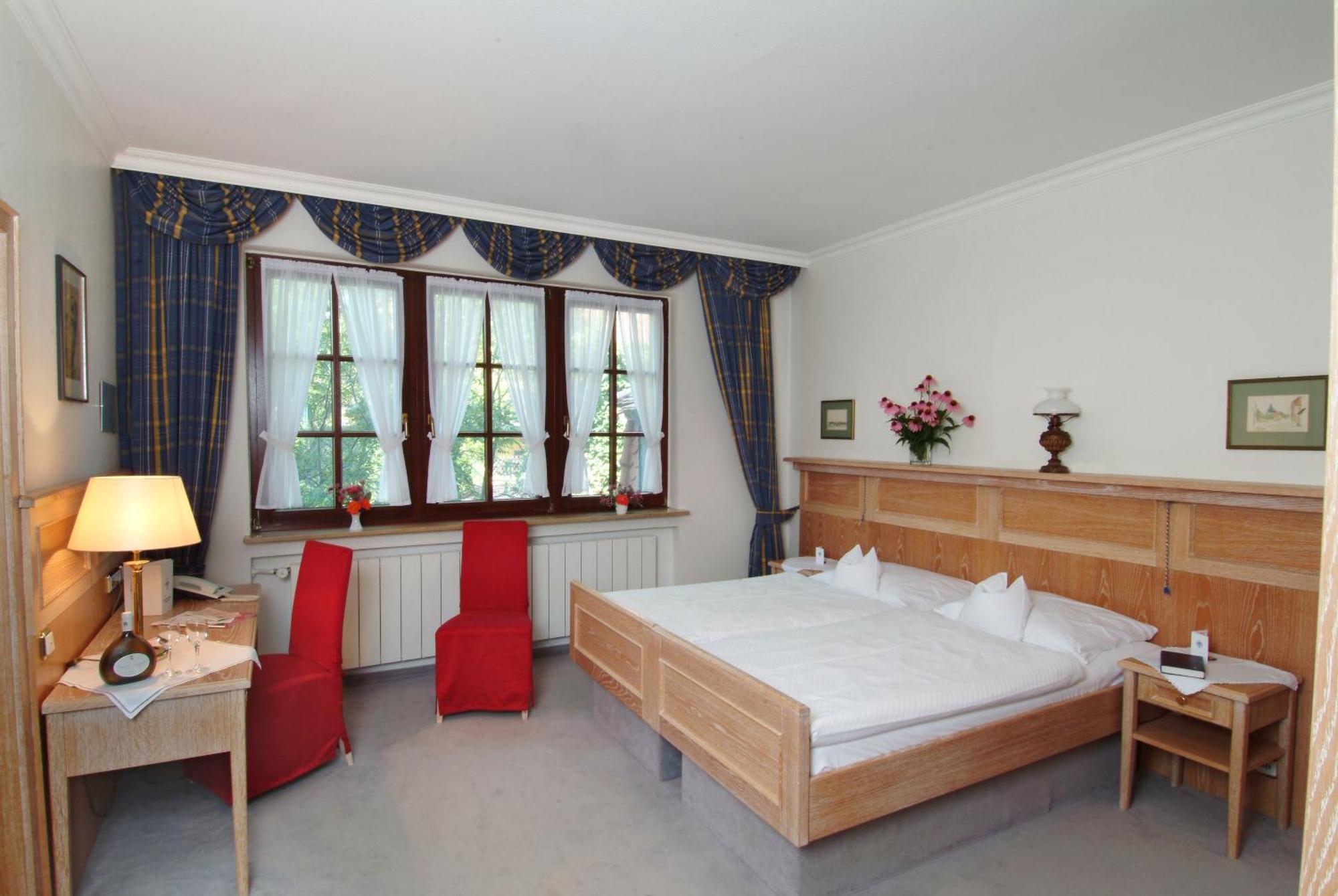 Hotel Leicht Biebelried Dış mekan fotoğraf