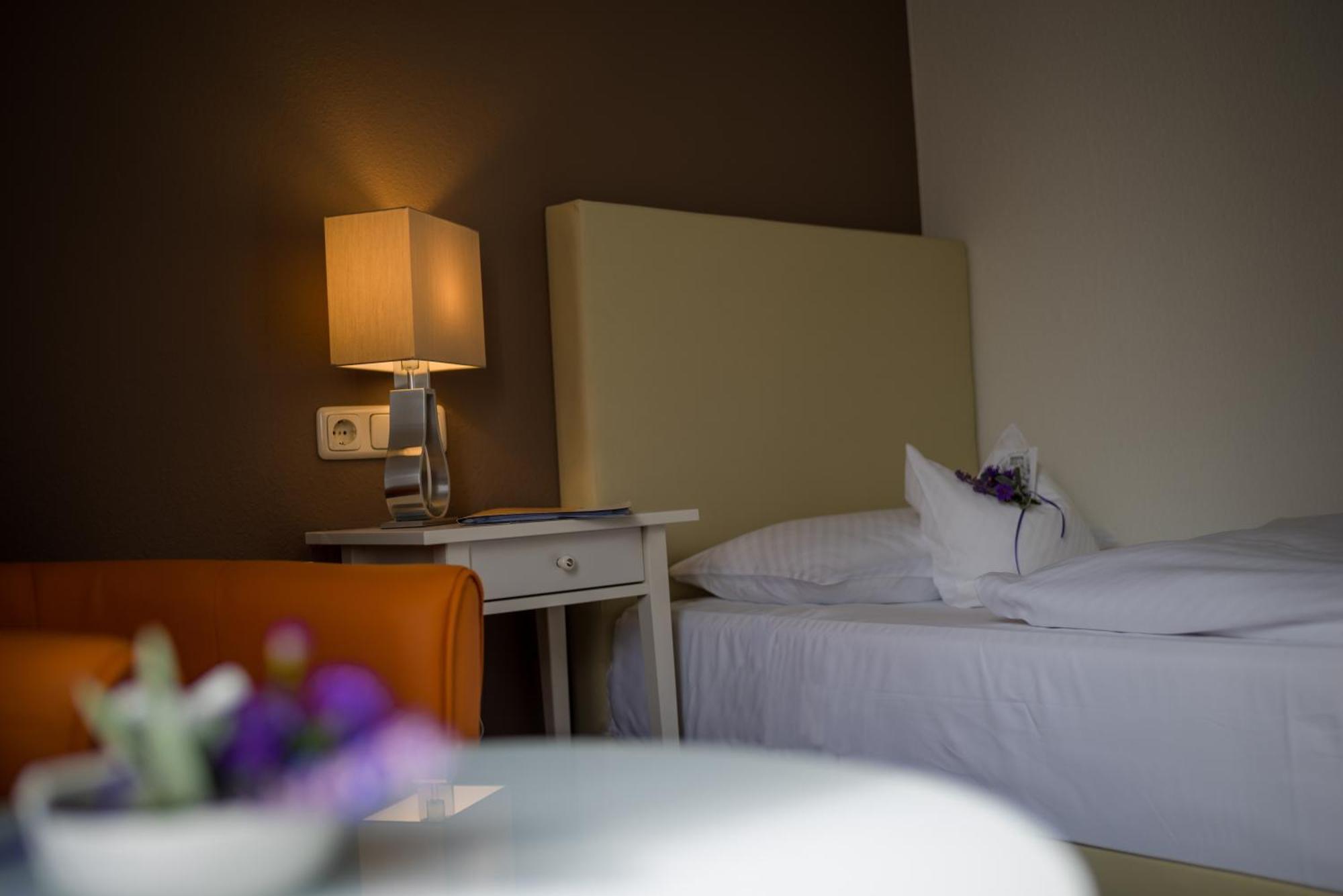 Hotel Leicht Biebelried Dış mekan fotoğraf